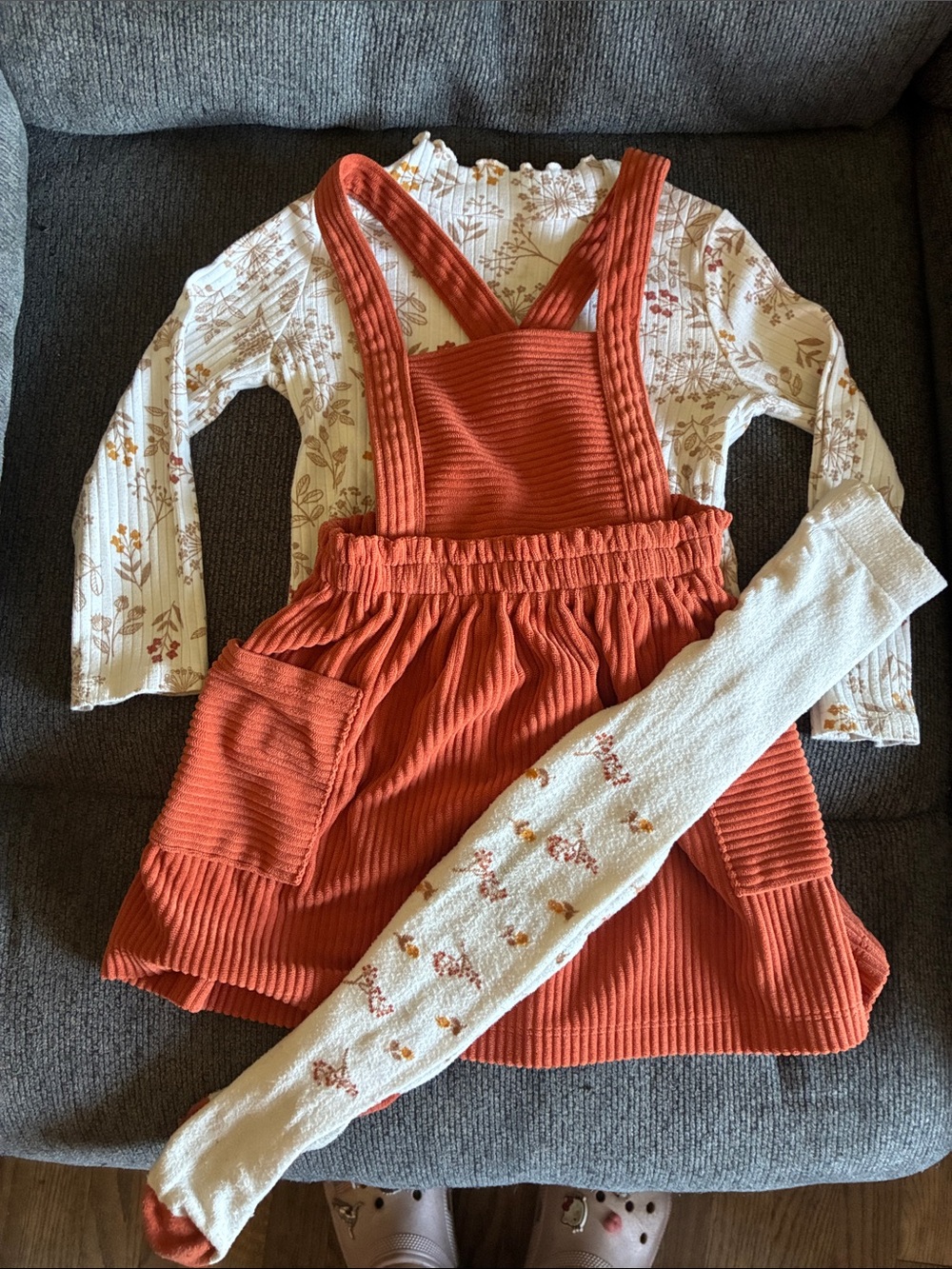 🛍️BOGO🛍️ Cute 3T Girls Fall Outfit